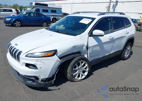 2015 Jeep Cherokee Latitude из США, поврежденный, VIN 1C4PJLCB0FW616538